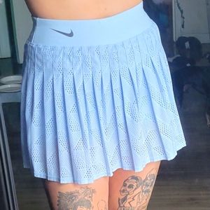 Nike victory tennis skirt small